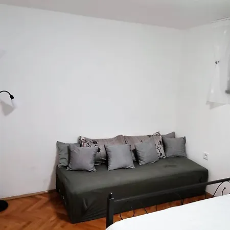 Gasthuis Bugi Baška