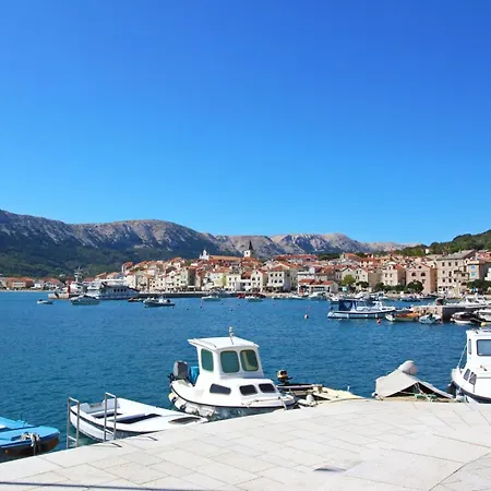 Πανσιόν Bugi Baška