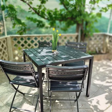 Bugi Gostinjska kuća 3*