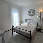Bugi