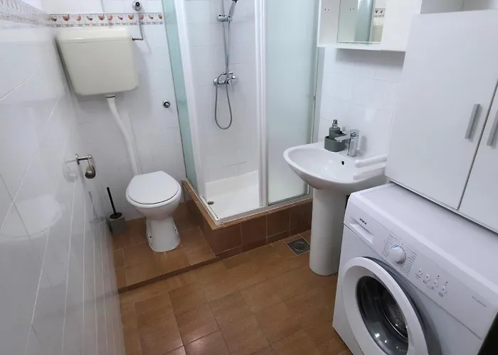 Affittacamere Bugi 3*