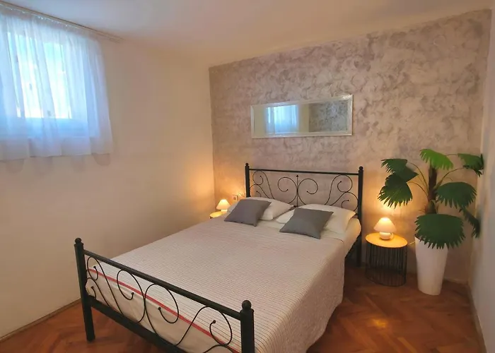 Bugi Affittacamere 3*