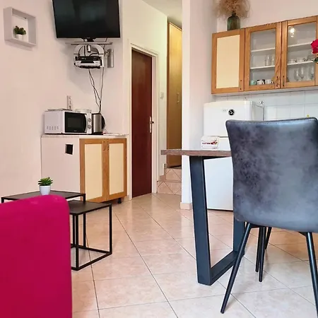 Bugi Vendégház Baška